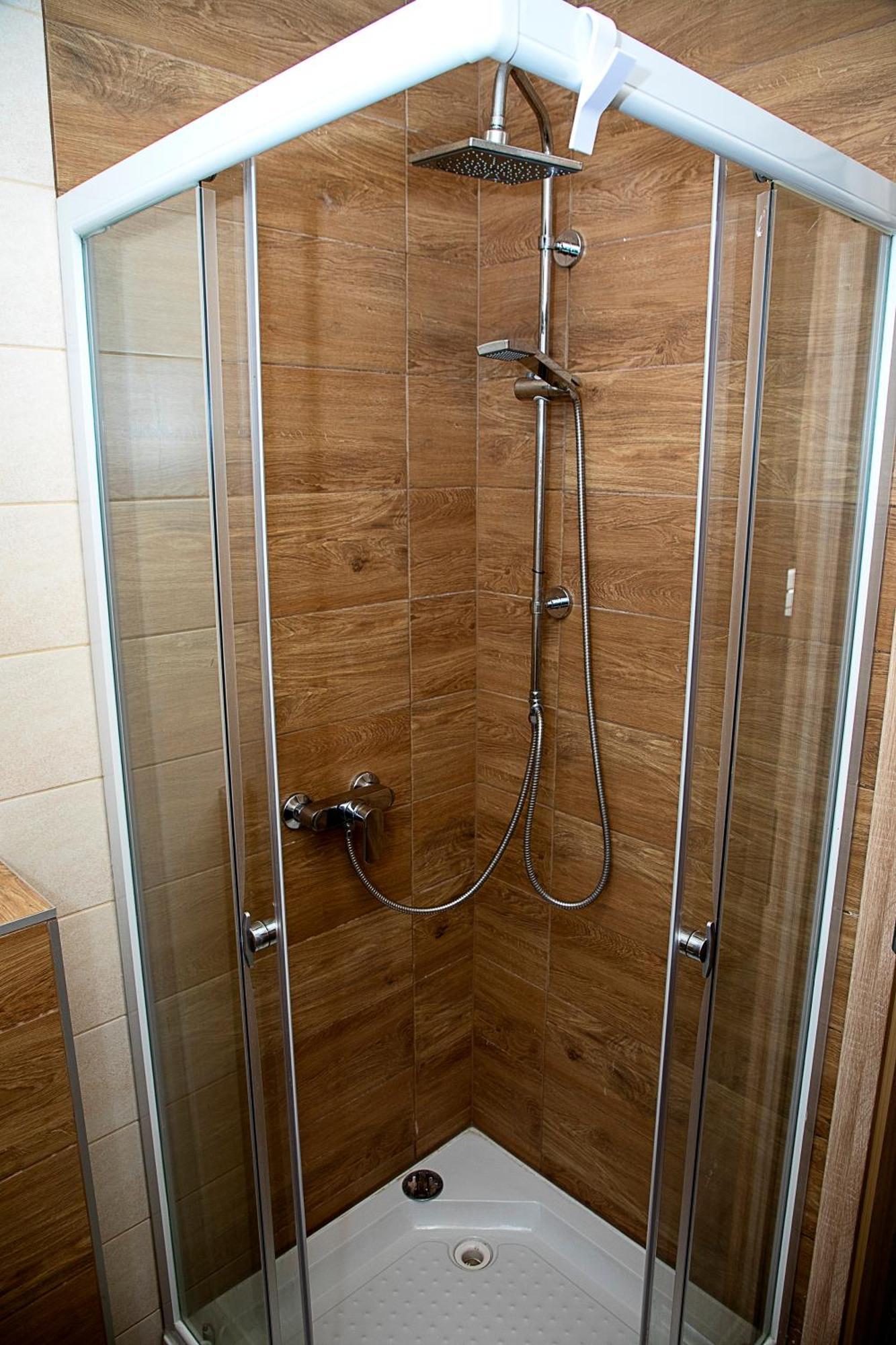 Lux Apartman Buek Bagian luar foto
